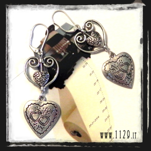 MA3ANN-orecchini-cuori-anniversario-3-years-anniversary-hearts-earrings