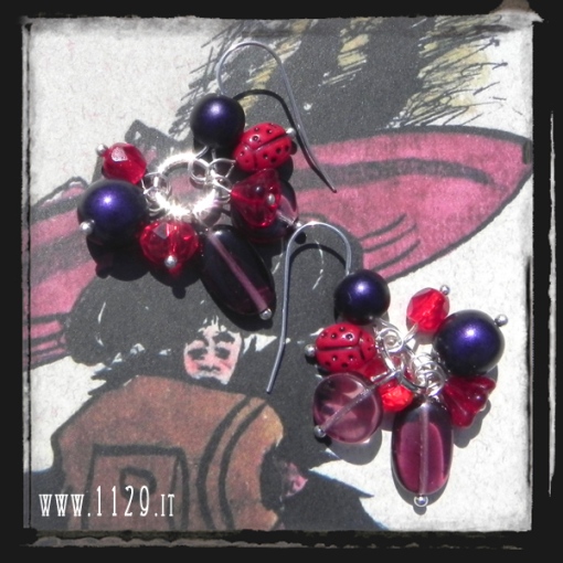 MHVIRO-orecchini-grappolo-viola-rosso-purple-red-cluster-handmade-earrings-1129design